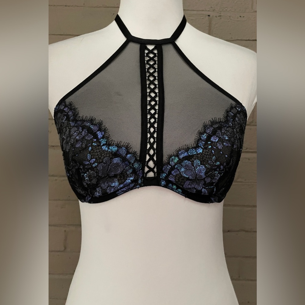 Victoria’s Secret  mesh & lace high neck bra  S